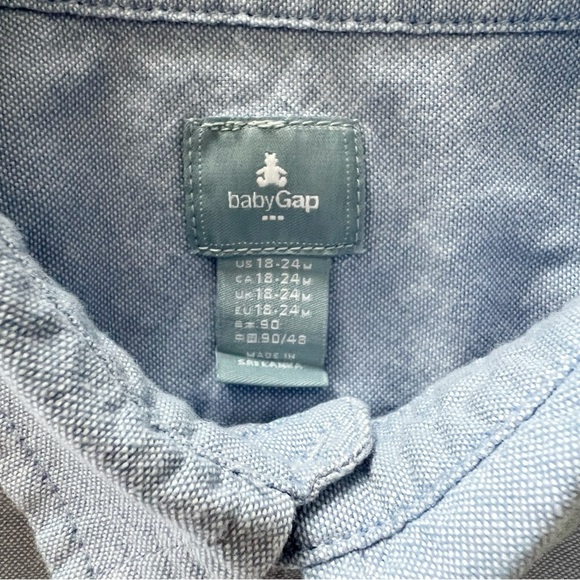 Baby Gap Oxford Button Up Bodysuit Light Blue Embroidered Bear 18-24M - Picture 7 of 10